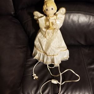 Precious Moments Angel